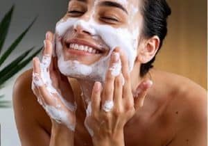 🥇Best Face Wash for African American Skin 1 best face wash for african american skin